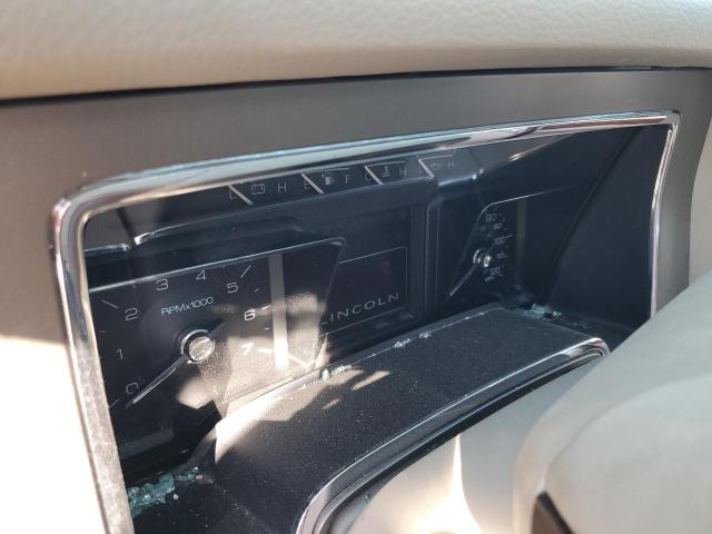 Photo 9 from auction – 2011 LINCOLN NAVIGATOR with VIN 5LMJJ3H50BEJ03808