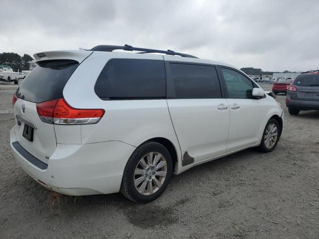 Photo 3 from auction – 2011 TOYOTA SIENNA XLE with VIN 5TDYK3DC7BS027540