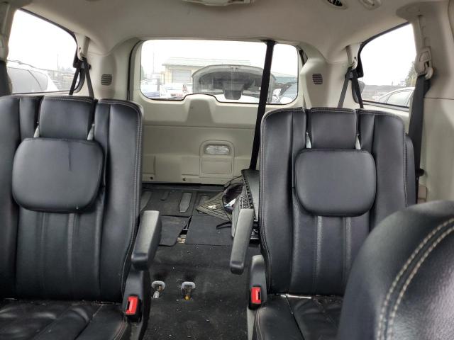 Photo 10 from auction – 2014 CHRYSLER TOWN & COU with VIN 2C4RC1BG3ER209034