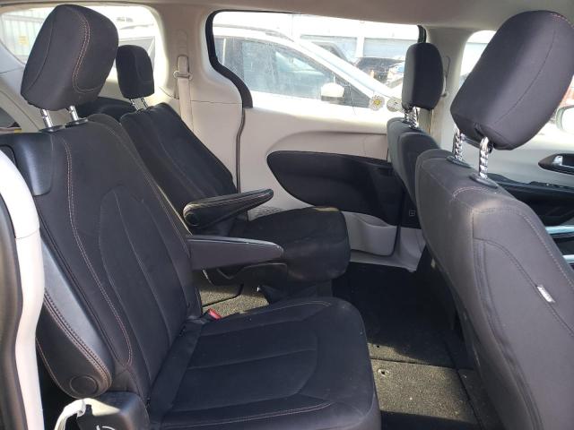Photo 11 from auction – 2017 CHRYSLER PACIFICA T with VIN 2C4RC1DG6HR665577