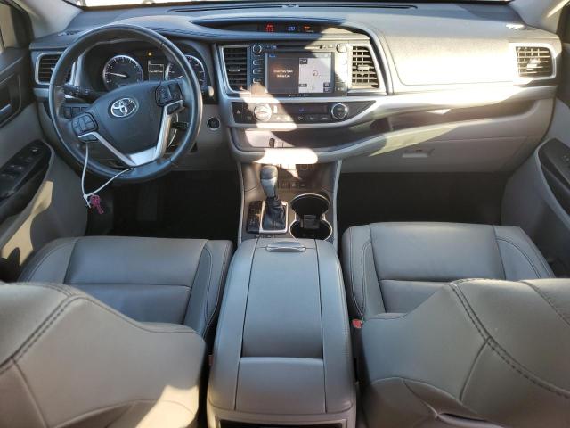 Photo 8 from auction – 2018 TOYOTA HIGHLANDER with VIN 5TDJZRFHXJS542863