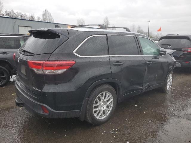 Photo 3 from auction – 2017 TOYOTA HIGHLANDER with VIN 5TDJZRFH0HS373141