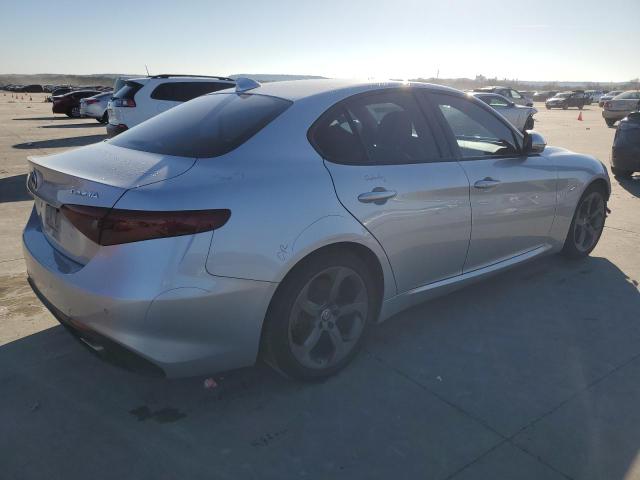 Photo 3 from auction – 2018 ALFA ROMEO GIULIA with VIN ZARFAEBN3J7578282