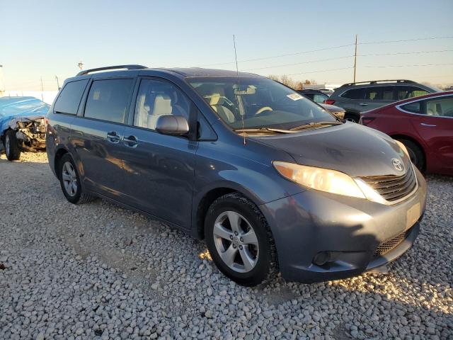 Photo 4 from auction – 2013 TOYOTA SIENNA LE with VIN 5TDKK3DC9DS359021