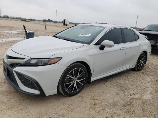 TOYOTA CAMRY SE N 2024 with VIN 4T1G11AK7RU213207 - Photo from auction