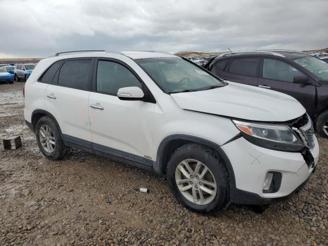 Photo 4 from auction – 2014 KIA SORENTO LX with VIN 5XYKTCA61EG528409
