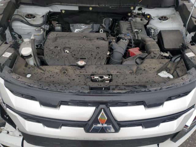 Photo 11 from auction – 2023 MITSUBISHI OUTLANDER with VIN JA4ARUAU2PU012893
