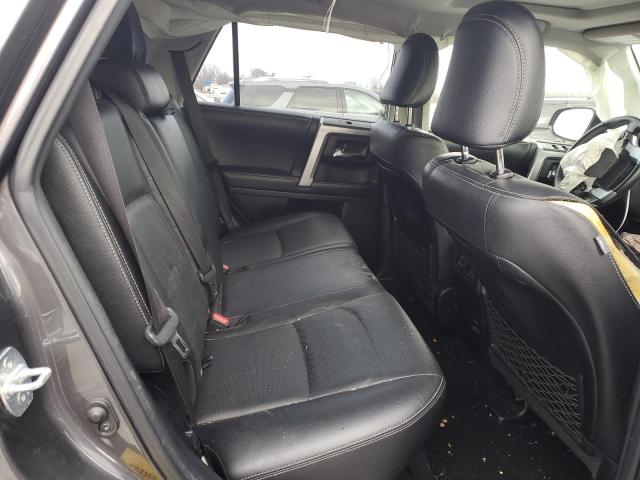 Photo 11 from auction – 2018 TOYOTA 4RUNNER SR with VIN JTEBU5JR5J5498610