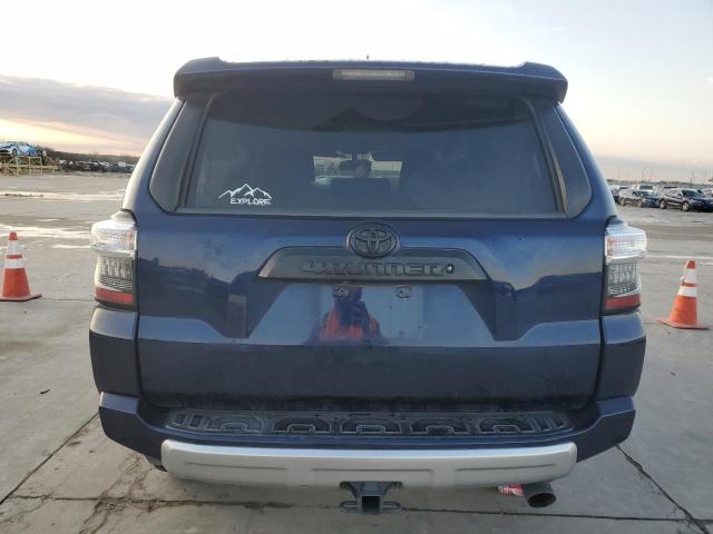 Photo 6 from auction – 2018 TOYOTA 4RUNNER SR with VIN JTEBU5JR2J5579659