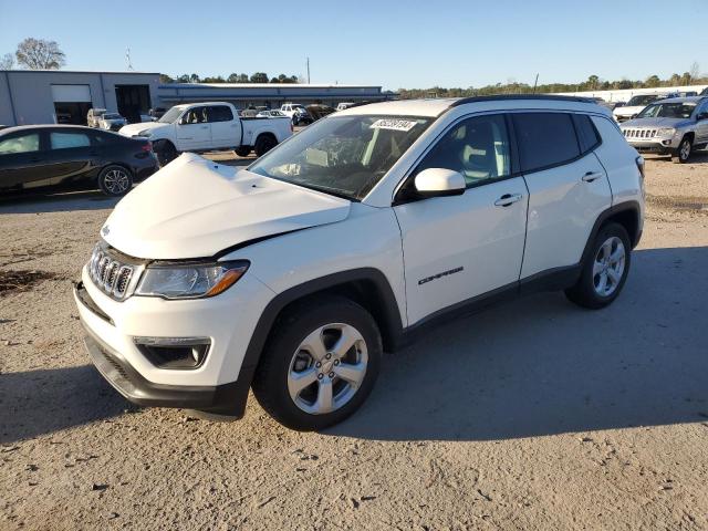 JEEP COMPASS LA 2019 with VIN 3C4NJCBB1KT636600 - Photo from auction
