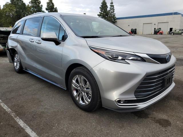Photo 4 from auction – 2024 TOYOTA SIENNA LIM with VIN 5TDESKFC4RS150426