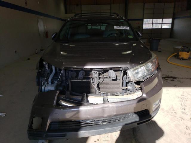 Photo 5 from auction – 2015 TOYOTA HIGHLANDER with VIN 5TDDCRFH2FS012618