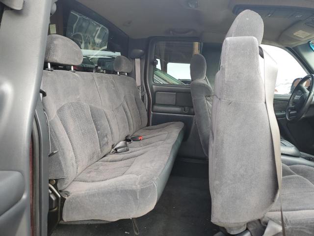 Photo 10 from auction – 2002 CHEVROLET SILVERADO with VIN 2GCEC19V021378960