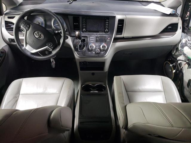 Photo 8 from auction – 2018 TOYOTA SIENNA XLE with VIN 5TDDZ3DC2JS208439