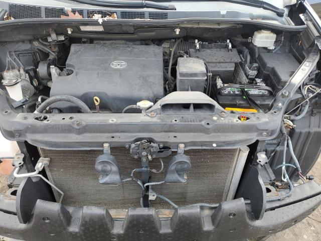 Photo 12 from auction – 2013 TOYOTA SIENNA XLE with VIN 5TDYK3DC9DS284377