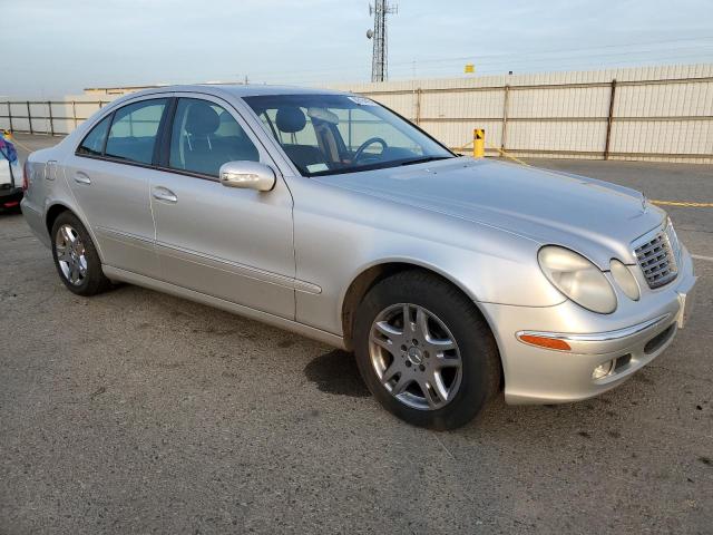 Photo 4 from auction – 2003 MERCEDES-BENZ E 320 with VIN WDBUF65J63A209440