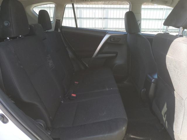 Photo 11 from auction – 2016 TOYOTA RAV4 LE with VIN JTMZFREV6GJ097708