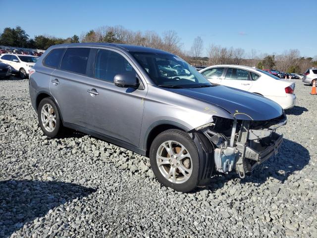 Photo 4 from auction – 2015 MITSUBISHI OUTLANDER with VIN JA4AZ3A30FZ000602