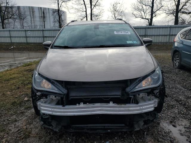 Photo 5 from auction – 2017 CHRYSLER PACIFICA T with VIN 2C4RC1BG1HR534799