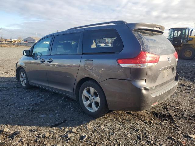 Photo 2 from auction – 2012 TOYOTA SIENNA with VIN 5TDKK3DC3CS253775