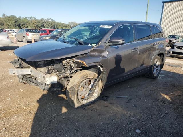 TOYOTA HIGHLANDER 2015 with VIN 5TDBKRFH6FS212444 - Photo from auction