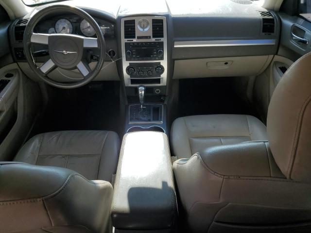 Photo 8 from auction – 2010 CHRYSLER 300 TOURIN with VIN 2C3CA5CV2AH212947