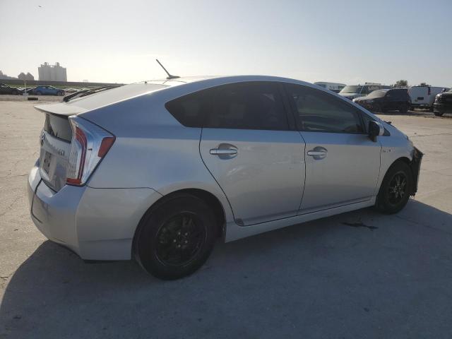 Photo 3 from auction – 2013 TOYOTA PRIUS with VIN JTDKN3DU5D5550652