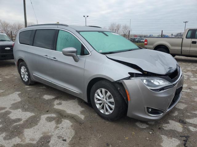 Photo 4 from auction – 2017 CHRYSLER PACIFICA T with VIN 2C4RC1BG2HR733750