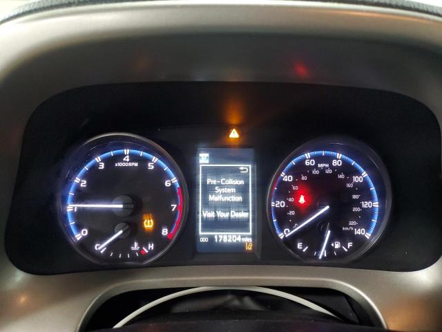 Photo 9 from auction – 2017 TOYOTA RAV4 XLE with VIN 2T3RFREV8HW592673