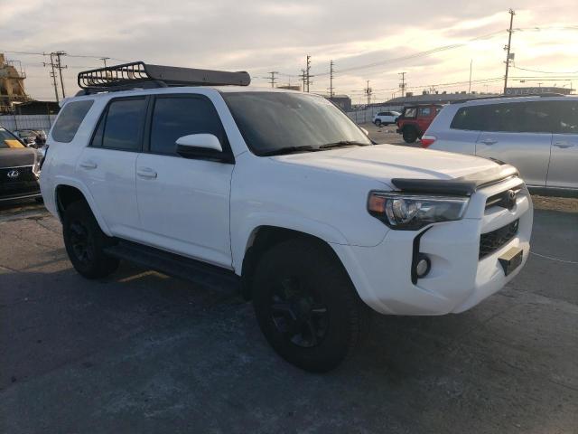 Photo 4 from auction – 2020 TOYOTA 4RUNNER SR with VIN JTEBU5JR4L5786993