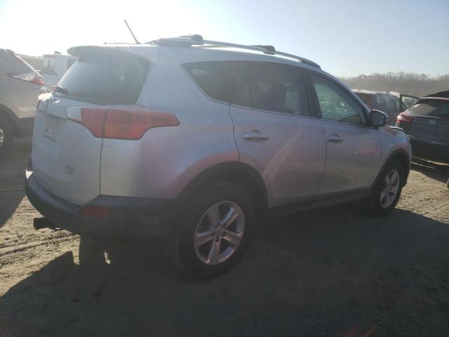 Photo 3 from auction – 2014 TOYOTA RAV4 XLE with VIN 2T3RFREV8EW153291