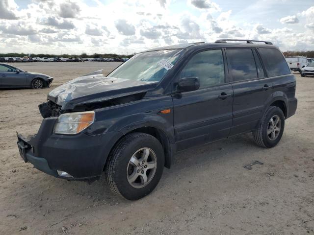 HONDA PILOT EX 2006 with VIN 5FNYF18576B003933 - Photo from auction