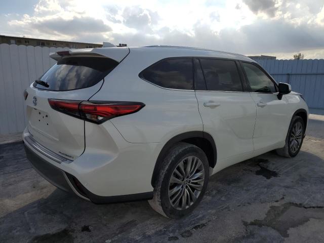 Photo 3 from auction – 2021 TOYOTA HIGHLANDER with VIN 5TDFZRAH2MS071051