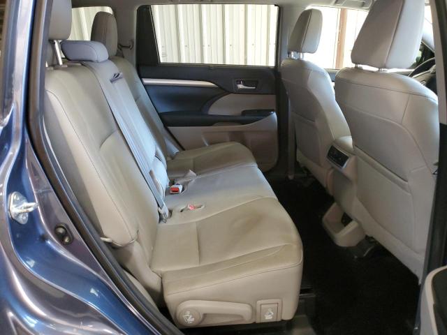 Фото 11 с аукциона – 2015 TOYOTA HIGHLANDER с VIN 5TDJKRFH4FS138775