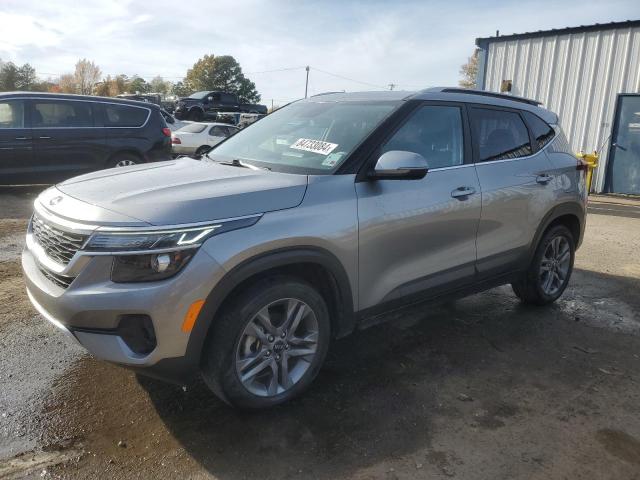 KIA SELTOS S 2021 with VIN KNDEU2AA0M7189890 - Photo from auction