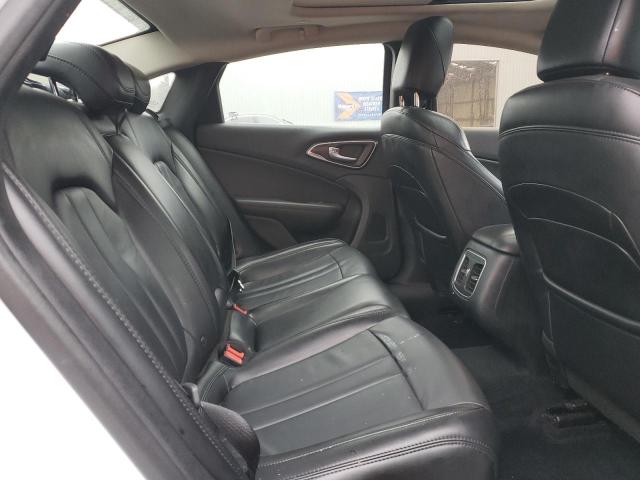 Photo 10 from auction – 2016 CHRYSLER 200 C with VIN 1C3CCCCG6GN163400