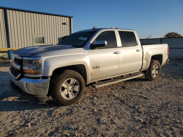 CHEVROLET SILVERADO 2018 with VIN 3GCPCREC4JG386481 - Photo from auction