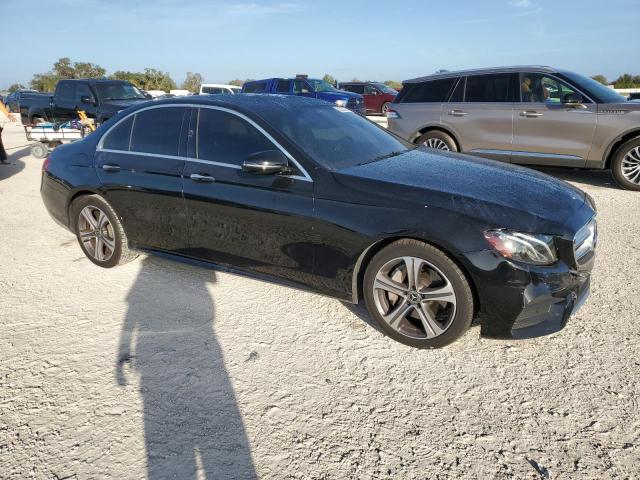 Photo 4 from auction – 2020 MERCEDES-BENZ E 350 with VIN WDDZF8DB2LA703832