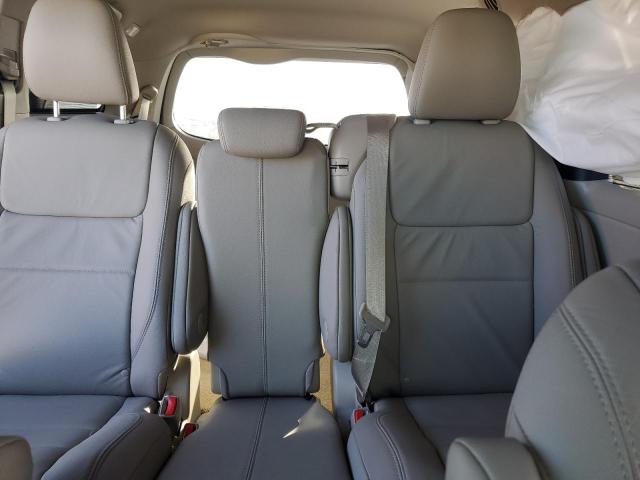 Photo 10 from auction – 2017 TOYOTA SIENNA XLE with VIN 5TDYZ3DC7HS868469