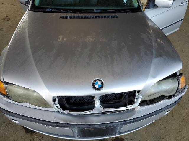 Photo 11 from auction – 2002 BMW 325 I with VIN WBAEV33412KL73530