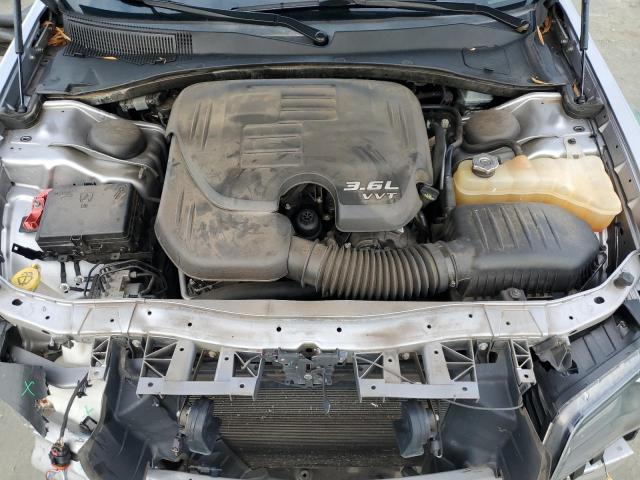 Photo 11 from auction – 2018 CHRYSLER 300 S with VIN 2C3CCAGG0JH149233