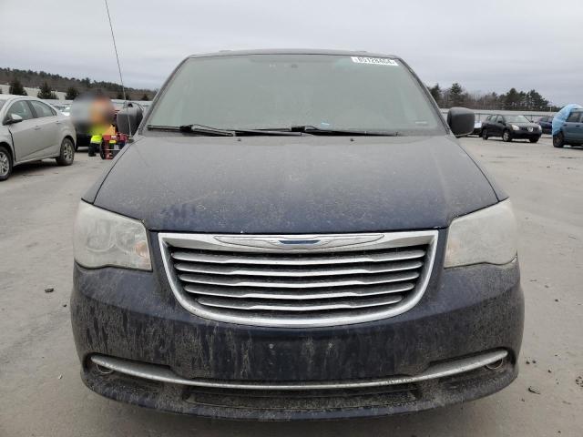 Photo 5 from auction – 2016 CHRYSLER TOWN & COU with VIN 2C4RC1BG6GR306733