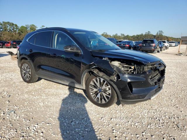 Photo 4 from auction – 2020 FORD ESCAPE TIT with VIN 1FMCU9J96LUA15565