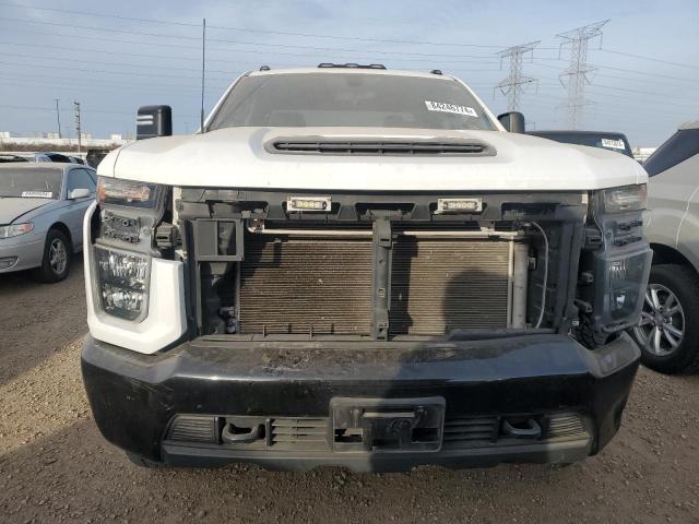 Photo 5 from auction – 2022 CHEVROLET SILVERADO with VIN 1GC2YME77NF212851
