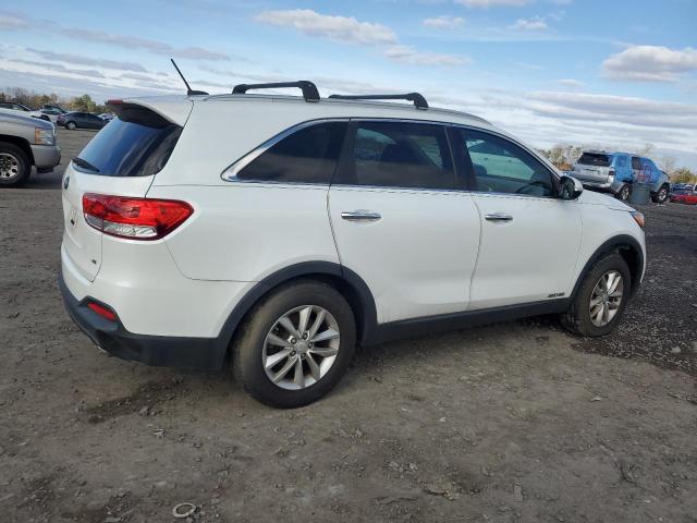 Photo 3 from auction – 2016 KIA SORENTO LX with VIN 5XYPGDA57GG110396