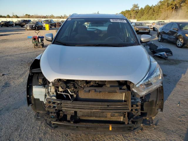 Photo 5 from auction – 2019 NISSAN KICKS S with VIN 3N1CP5CU5KL548203