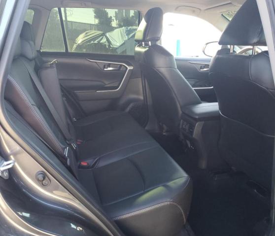 Photo 11 from auction – 2021 TOYOTA RAV4 XLE P with VIN 2T3A1RFV9MC192594