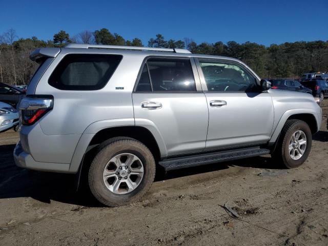 Photo 3 from auction – 2015 TOYOTA 4RUNNER SR with VIN JTEBU5JR7F5226096