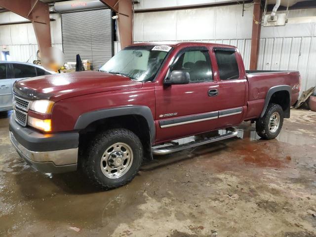 CHEVROLET SILVERADO 2005 with VIN 1GCHK29UX5E169743 - Photo from auction