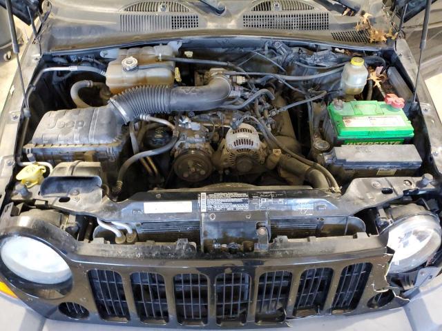 Photo 12 from auction – 2005 JEEP LIBERTY SP with VIN 1J4GL48K05W535637